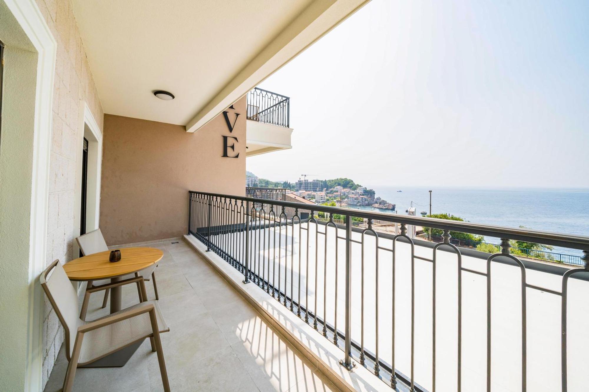 בודווה Exclusive Hotel מראה חיצוני תמונה
