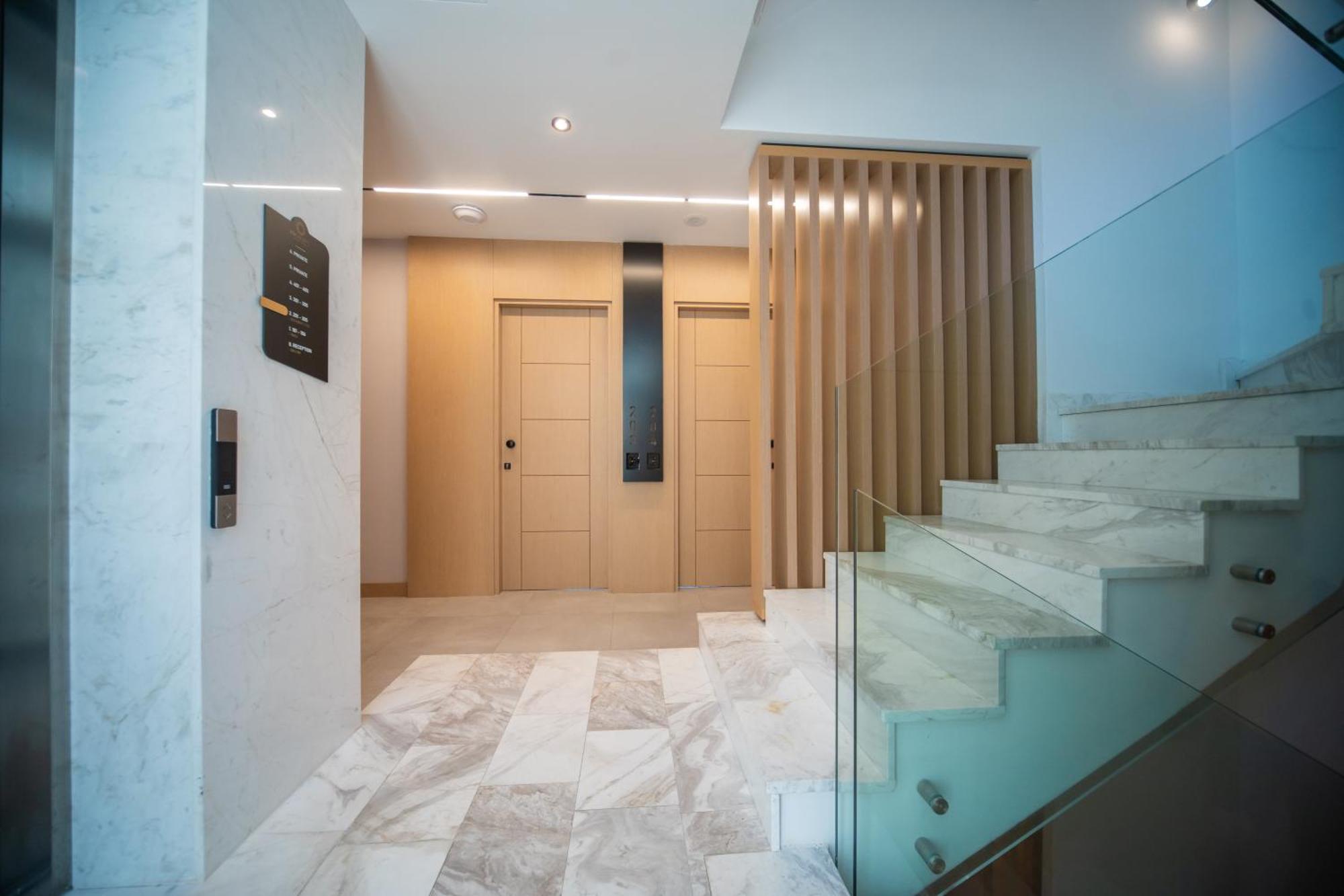 בודווה Exclusive Hotel מראה חיצוני תמונה